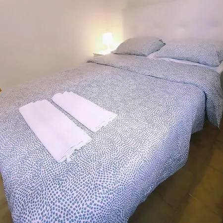 Carrillo La Rosa 2 דירה *