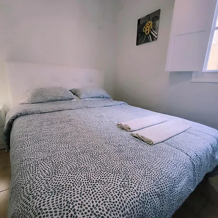 Carrillo La Rosa 2 Apartment